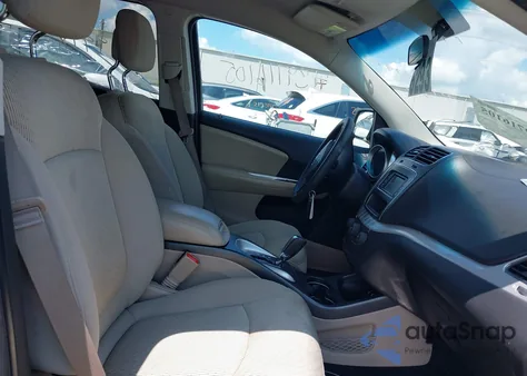 2014 Dodge Journey Sxt z USA, uszkodzony, nr VIN 3C4PDDBG0ET161365